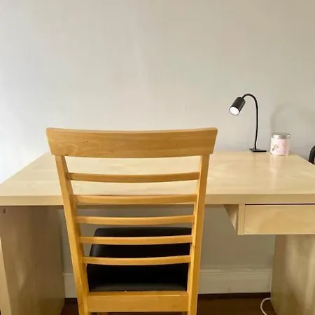 Cozy House In Centre Apartamento